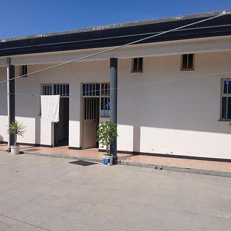 Addis Guest House Esterno foto